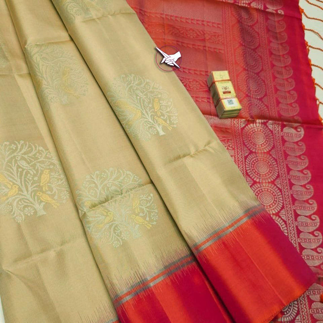 Lichi Loom Artistic Beige Kanchipuram Saree Design