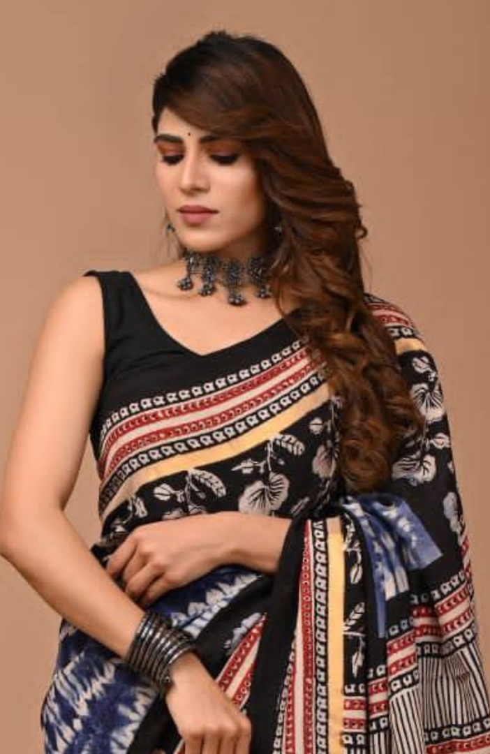 Buy Designer Sarees Online | Latest Collection