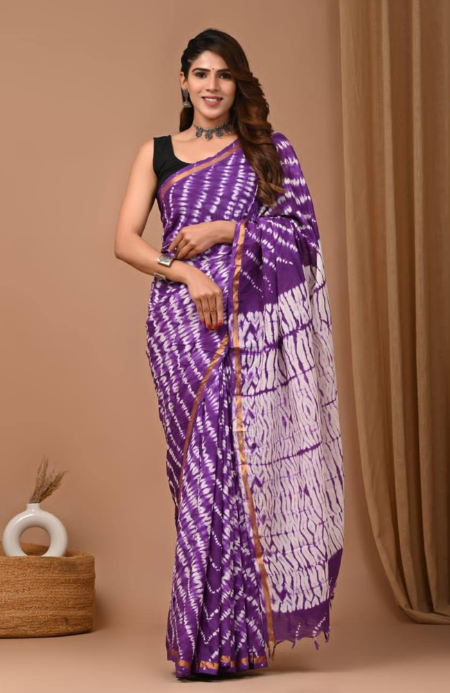 Flow with Grace | Pure Saree Elegance