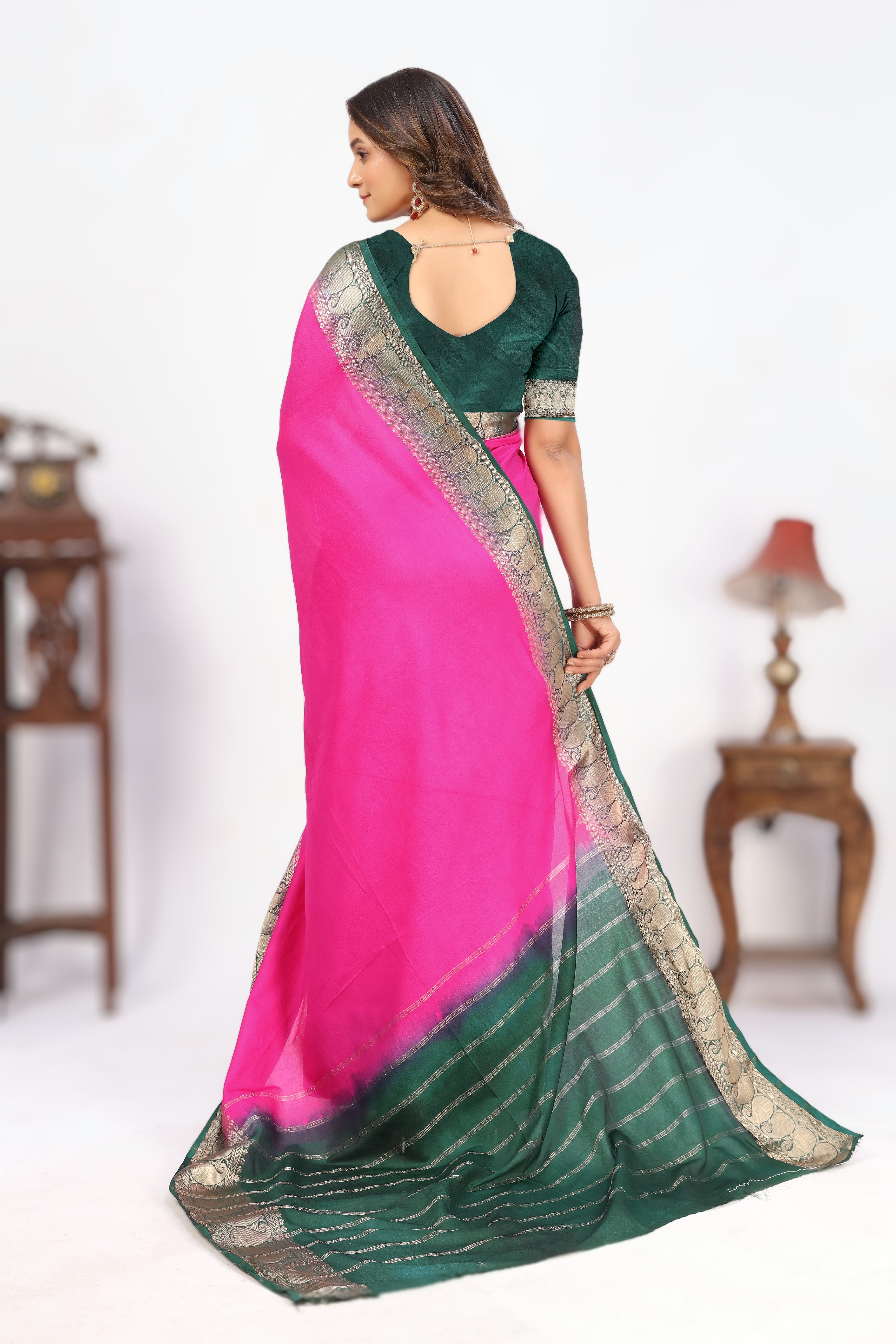 Shop Printed Sarees | Light, Stylish & Everyday Wear