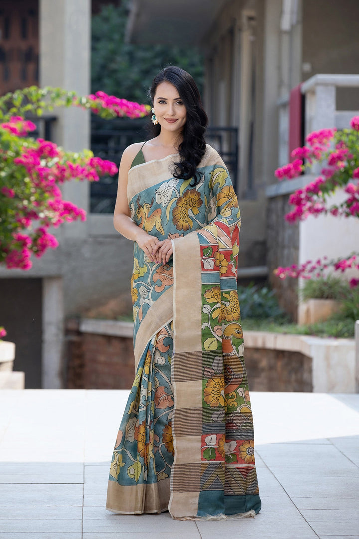 Grey Villa Tussar Silk Saree With Unstitched Blouse
