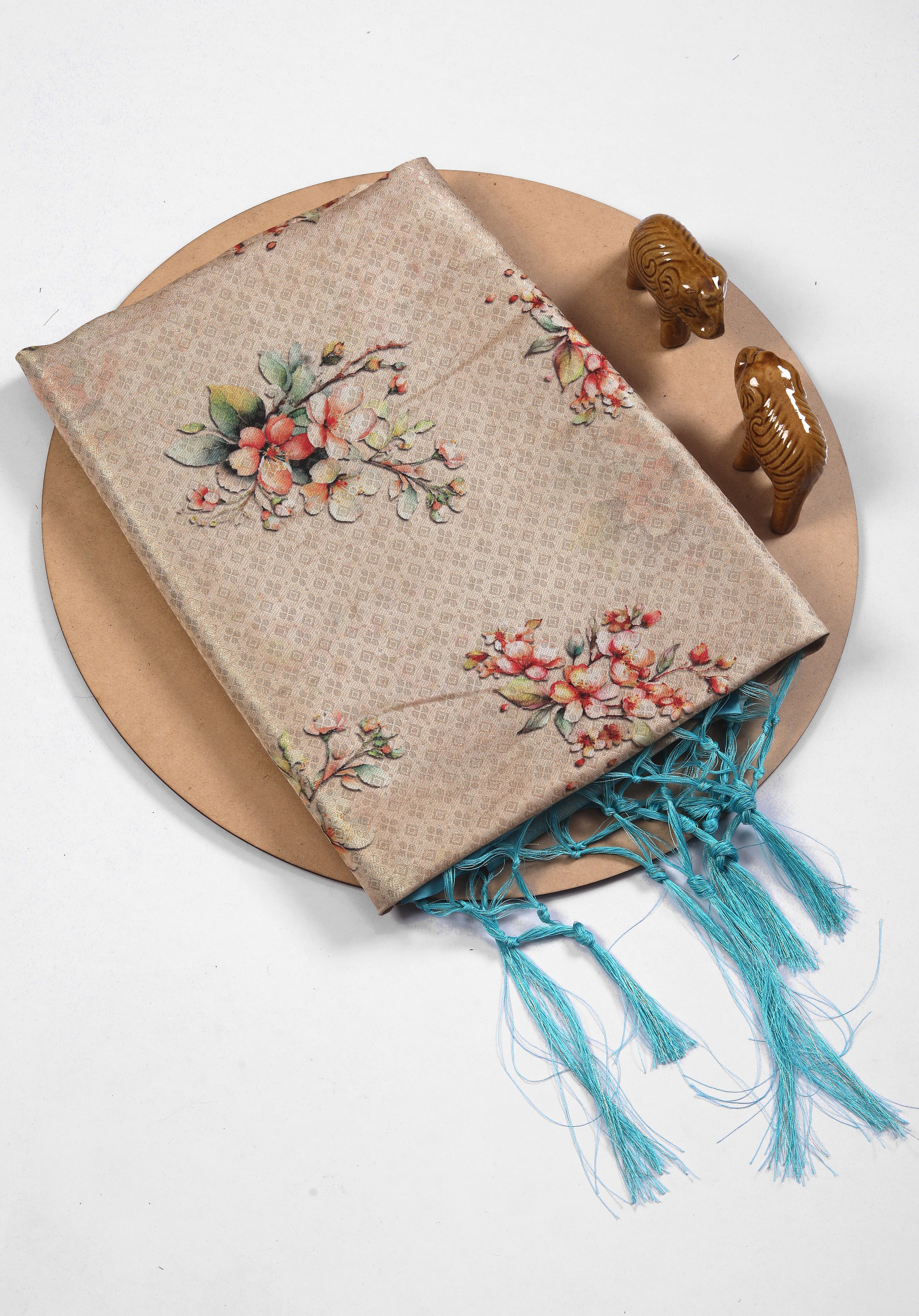 Traditional Look Handloom Saree Stylish Ikkat Designs