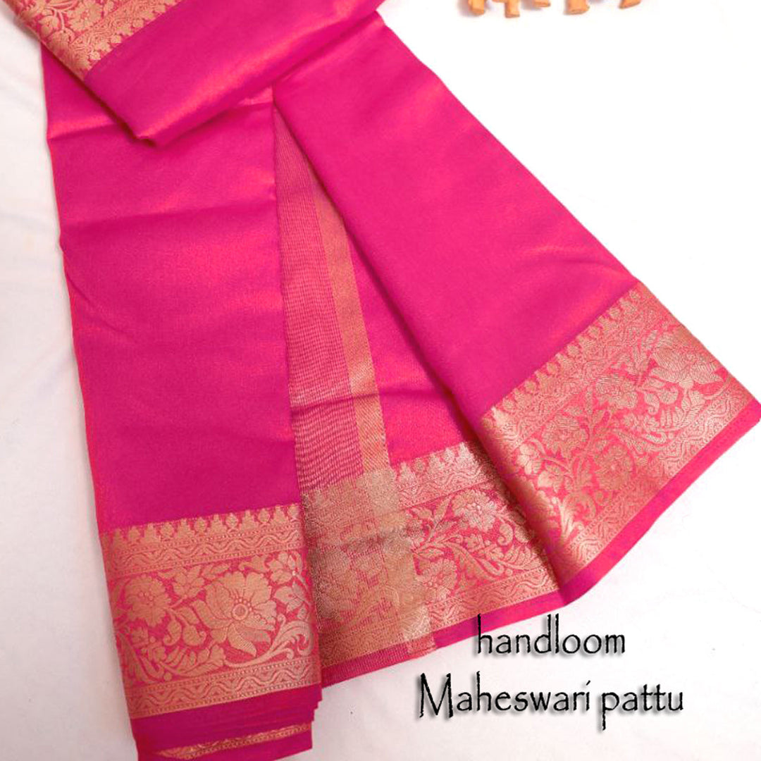 Silken Spark Engaging Rani Tissue Saree With Classic Touch