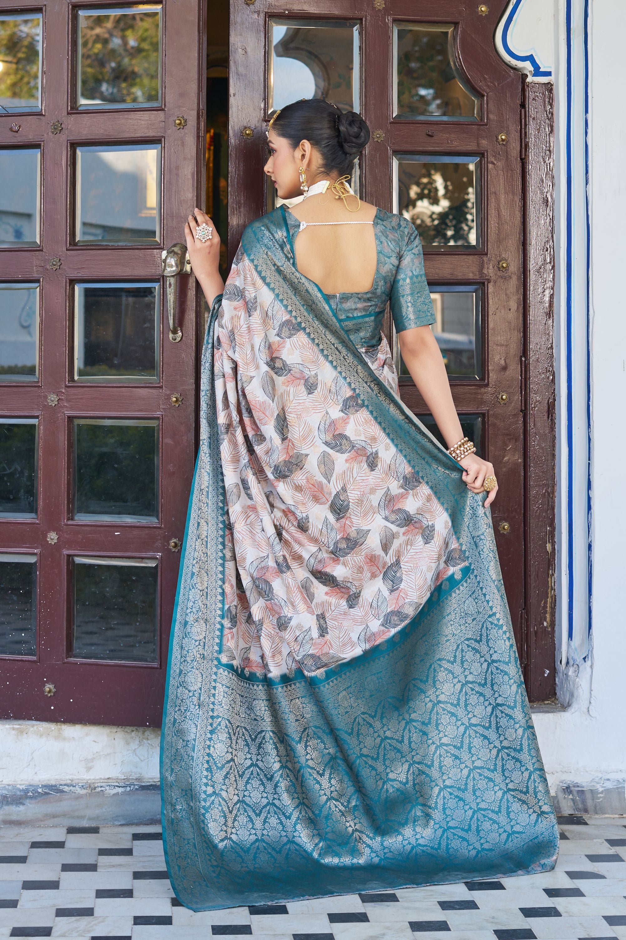 Luxe Digital Printed Handloom Silk – Elegant Rich Pallu