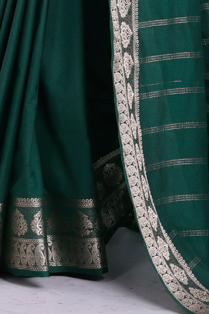 Sarees That Reflect Timeless Charm