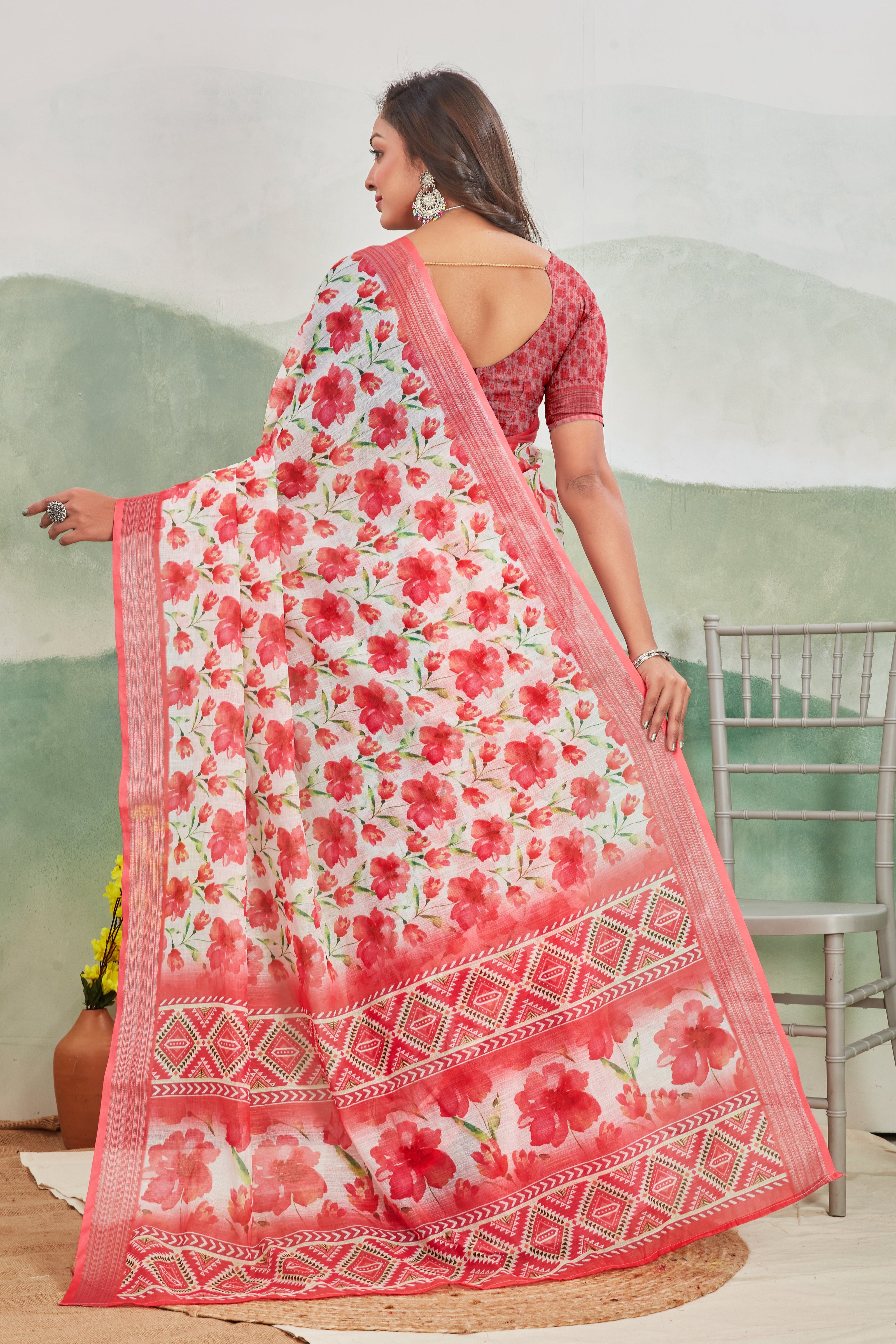 Red And Beige Digital Print Linen Saree