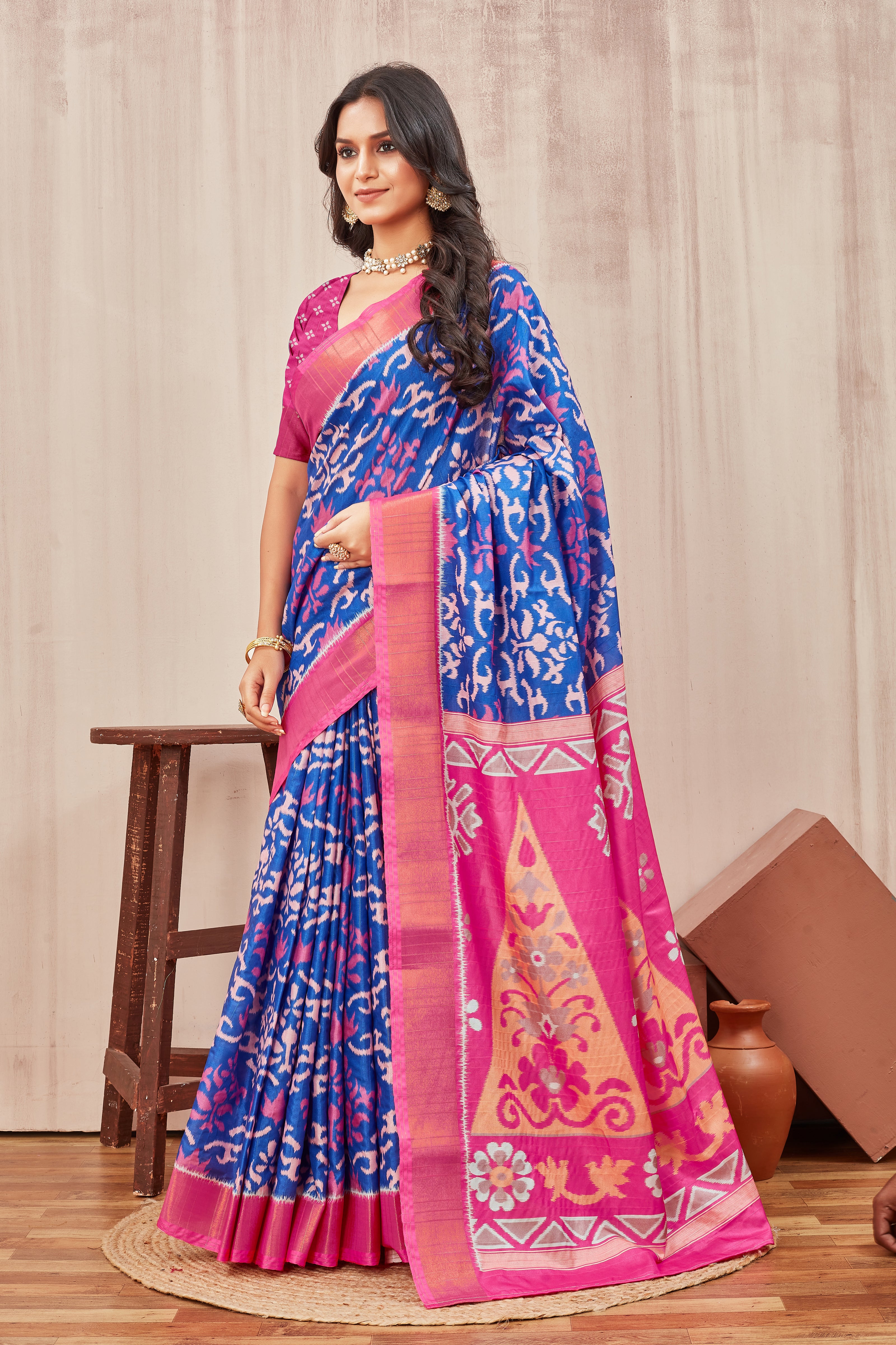 Sarees That Sparkle Like Festive Lights