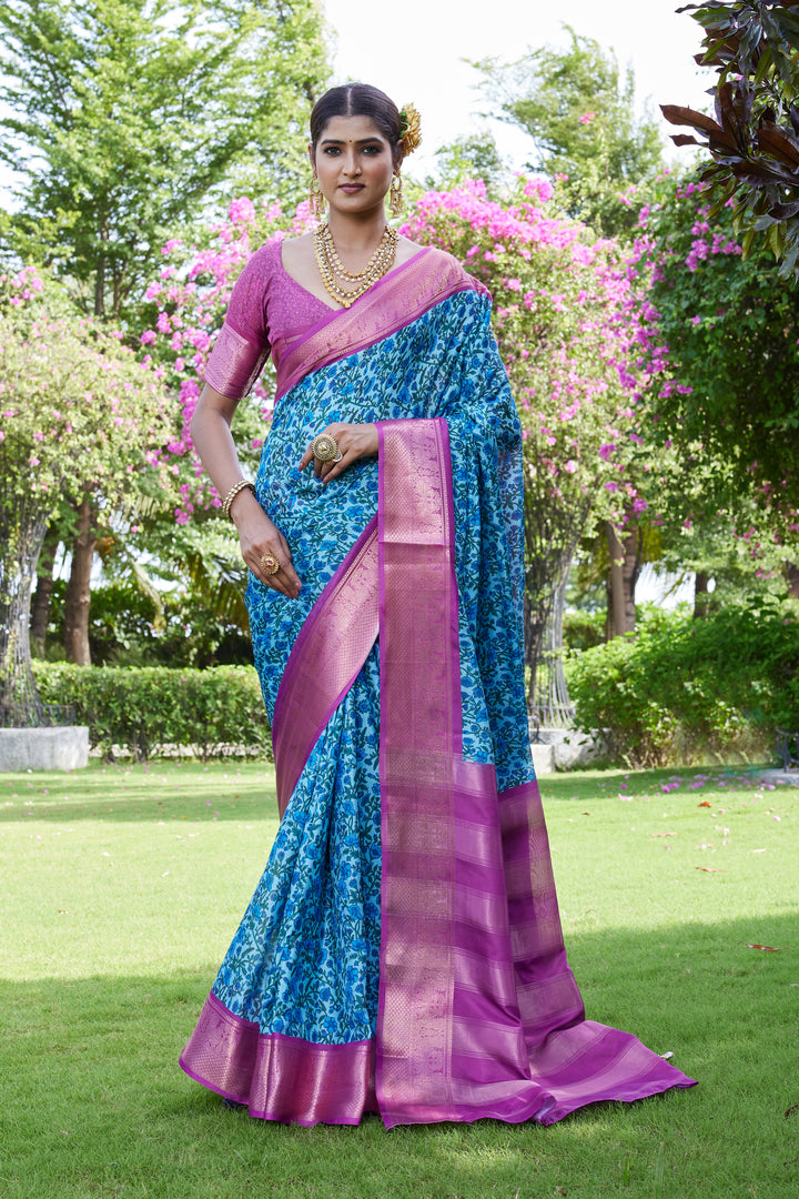Sarees That Blend Modern with Tradition