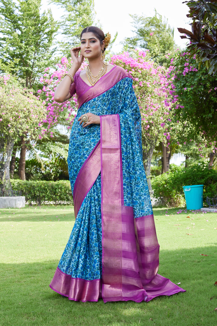 Sarees That Blend Modern with Tradition