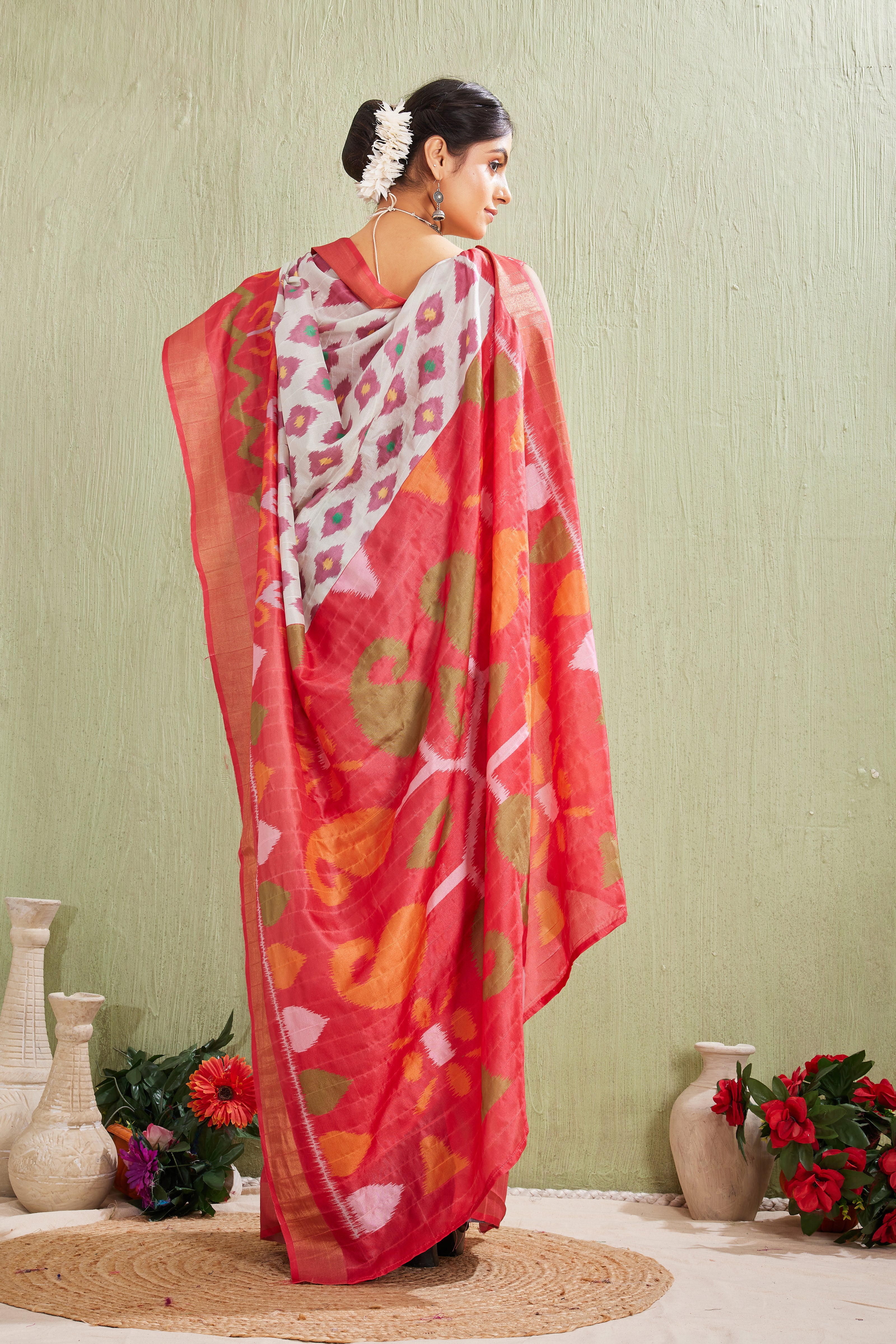 Six Yards of Pure Sophistication