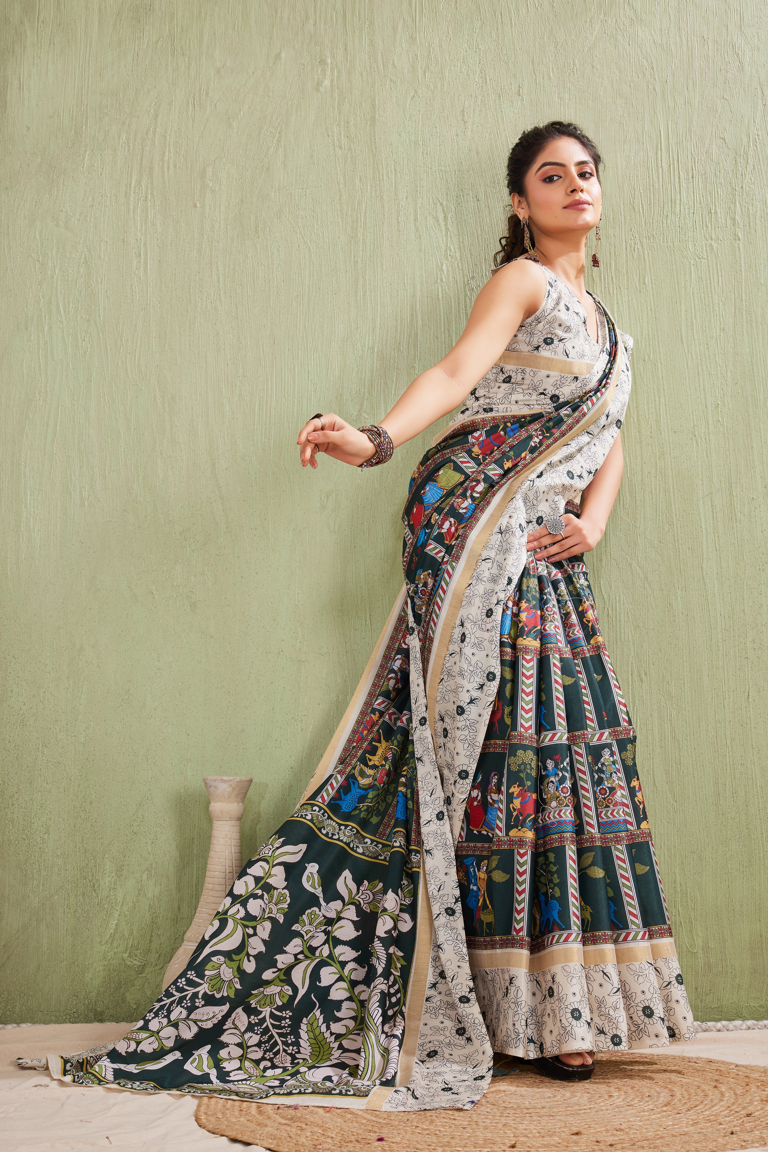 Sarees Designed for Modern Divas