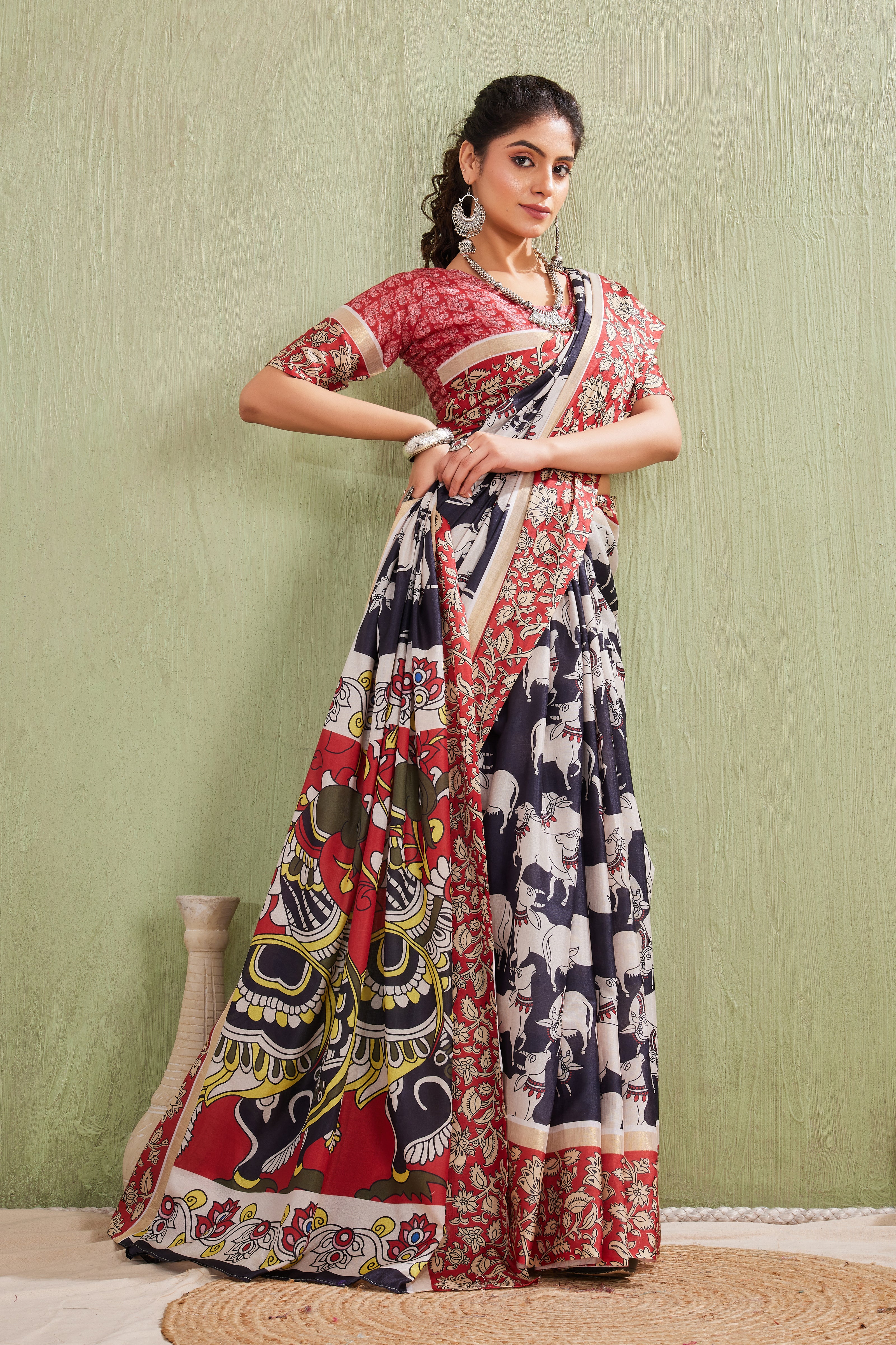 Sarees Inspired by Royal Traditions