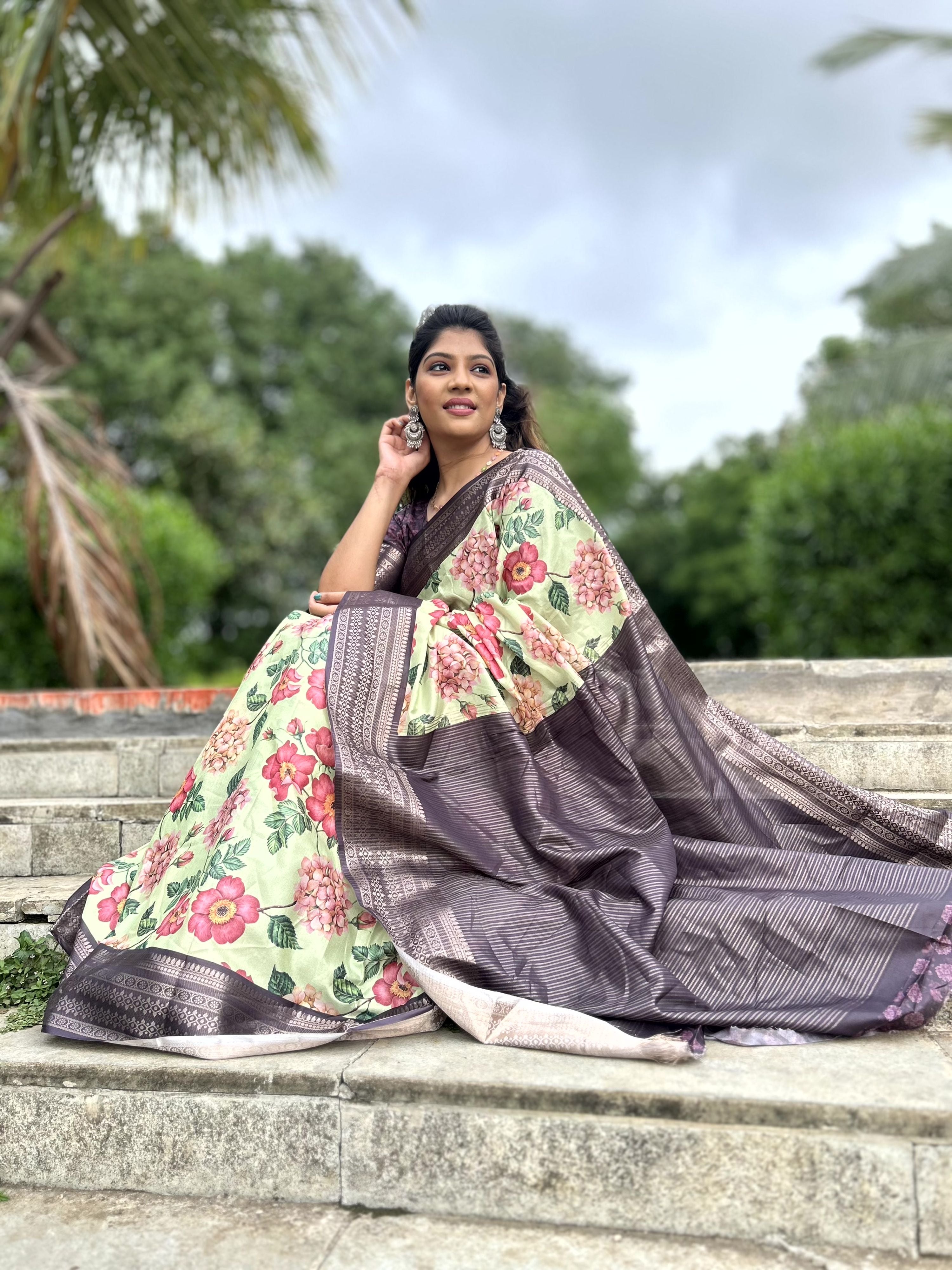 Weaves of India in Six Yards