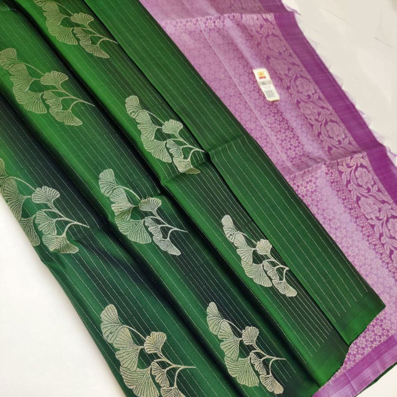 Woven Radiance Appealing Dark Green Silk Saree In Premium Finish