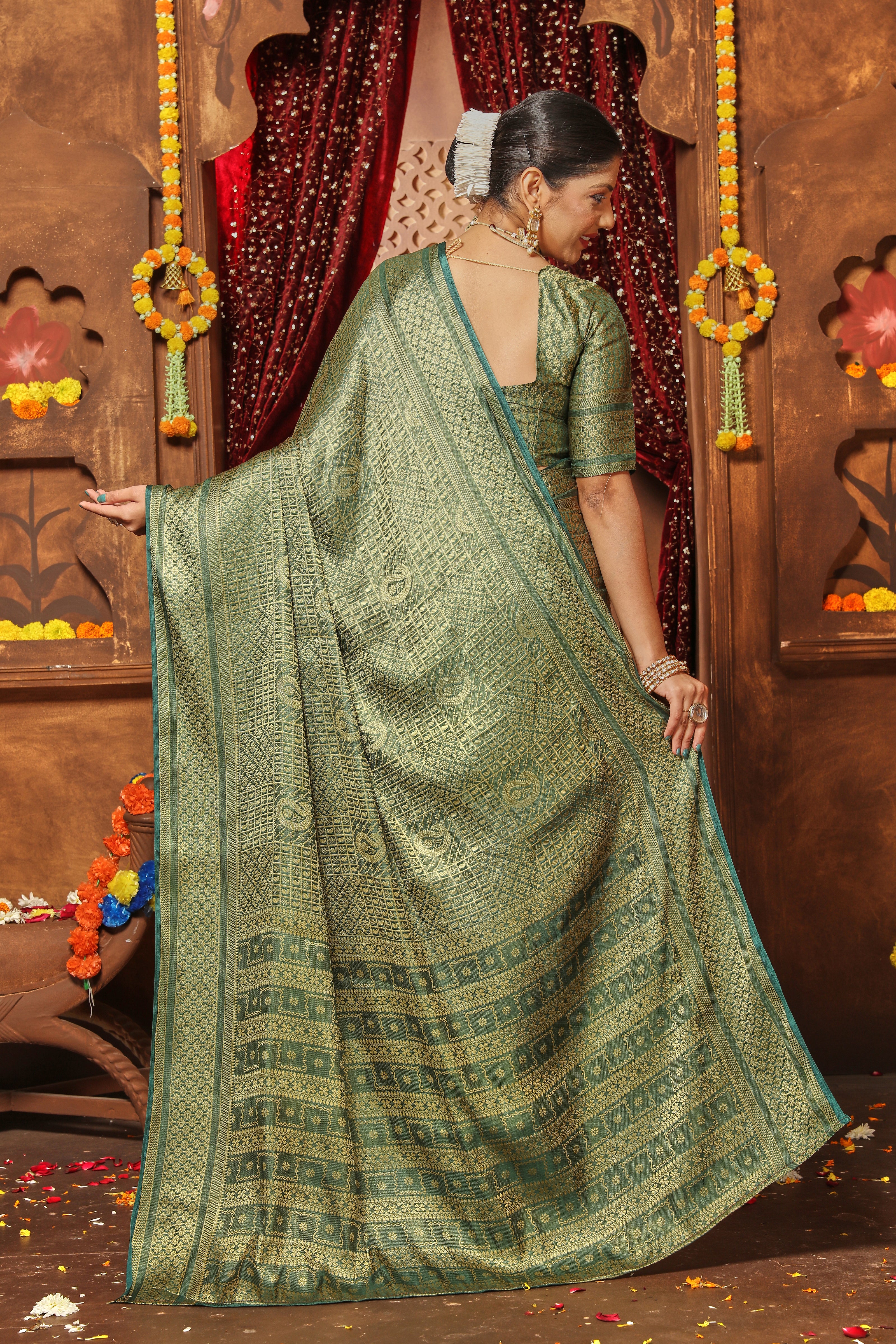 Your Perfect Saree Awaits – Browse Now