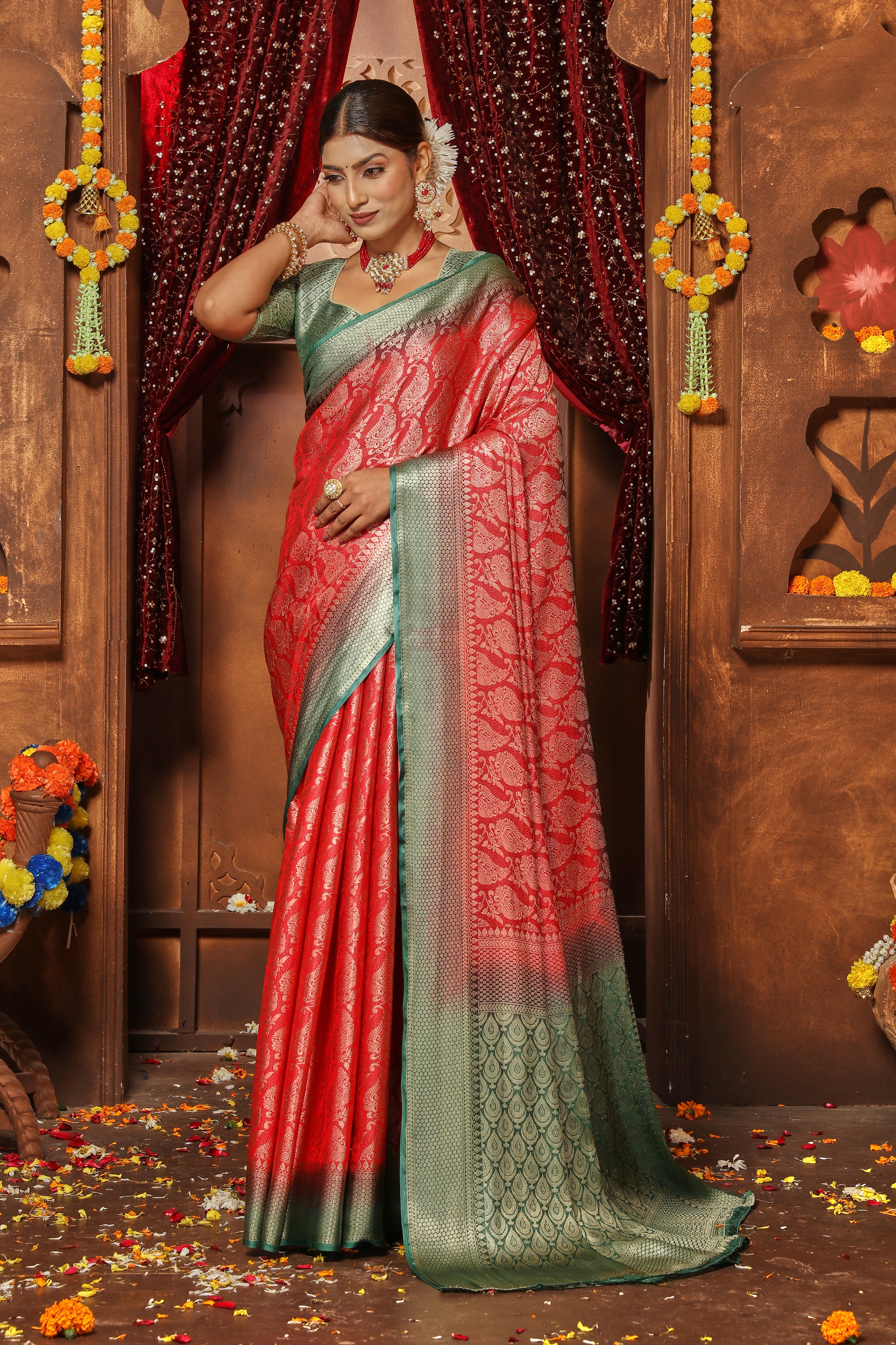 Rich Traditional Sarees – A Cultural Delight