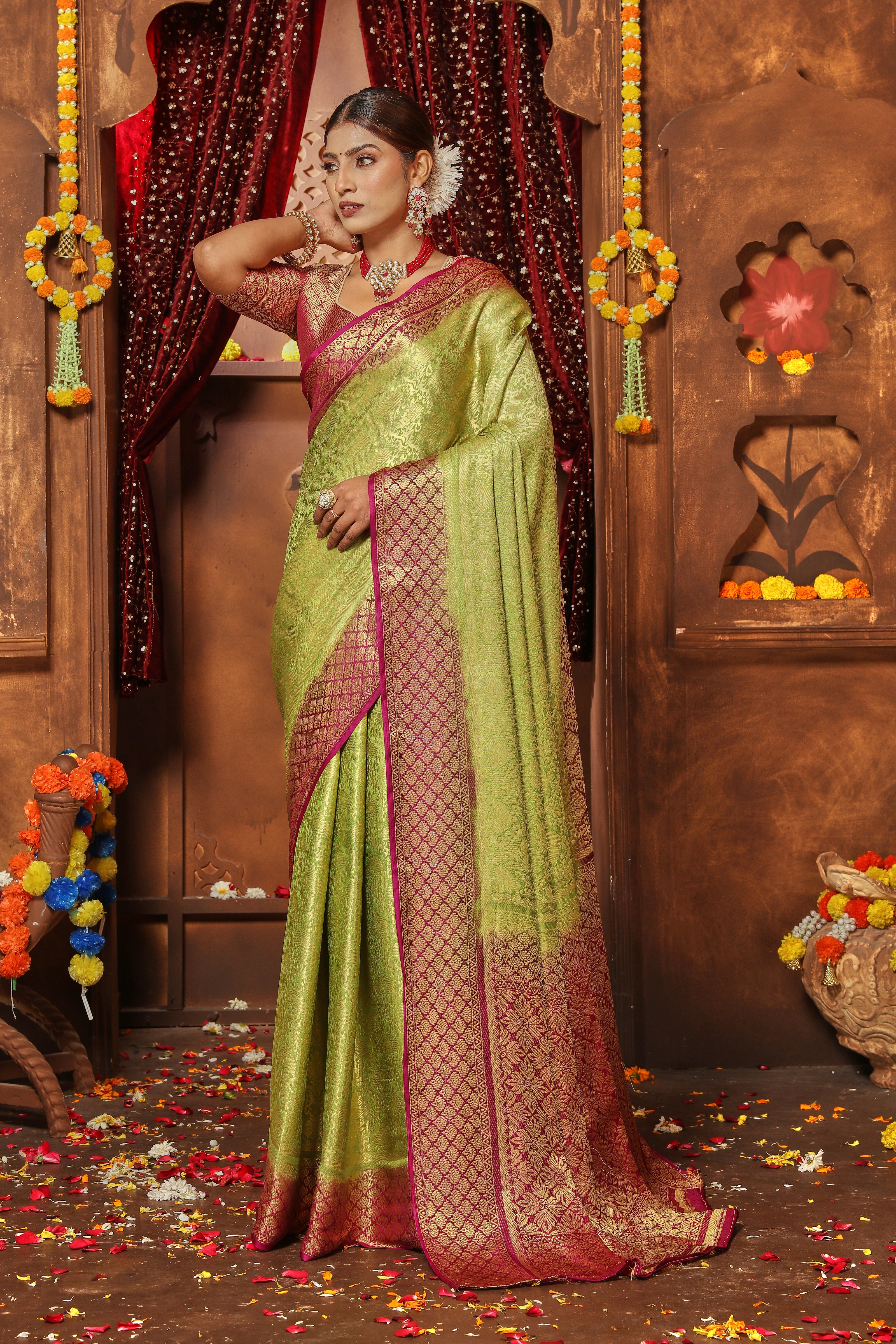 Traditional Sarees – Buy Online