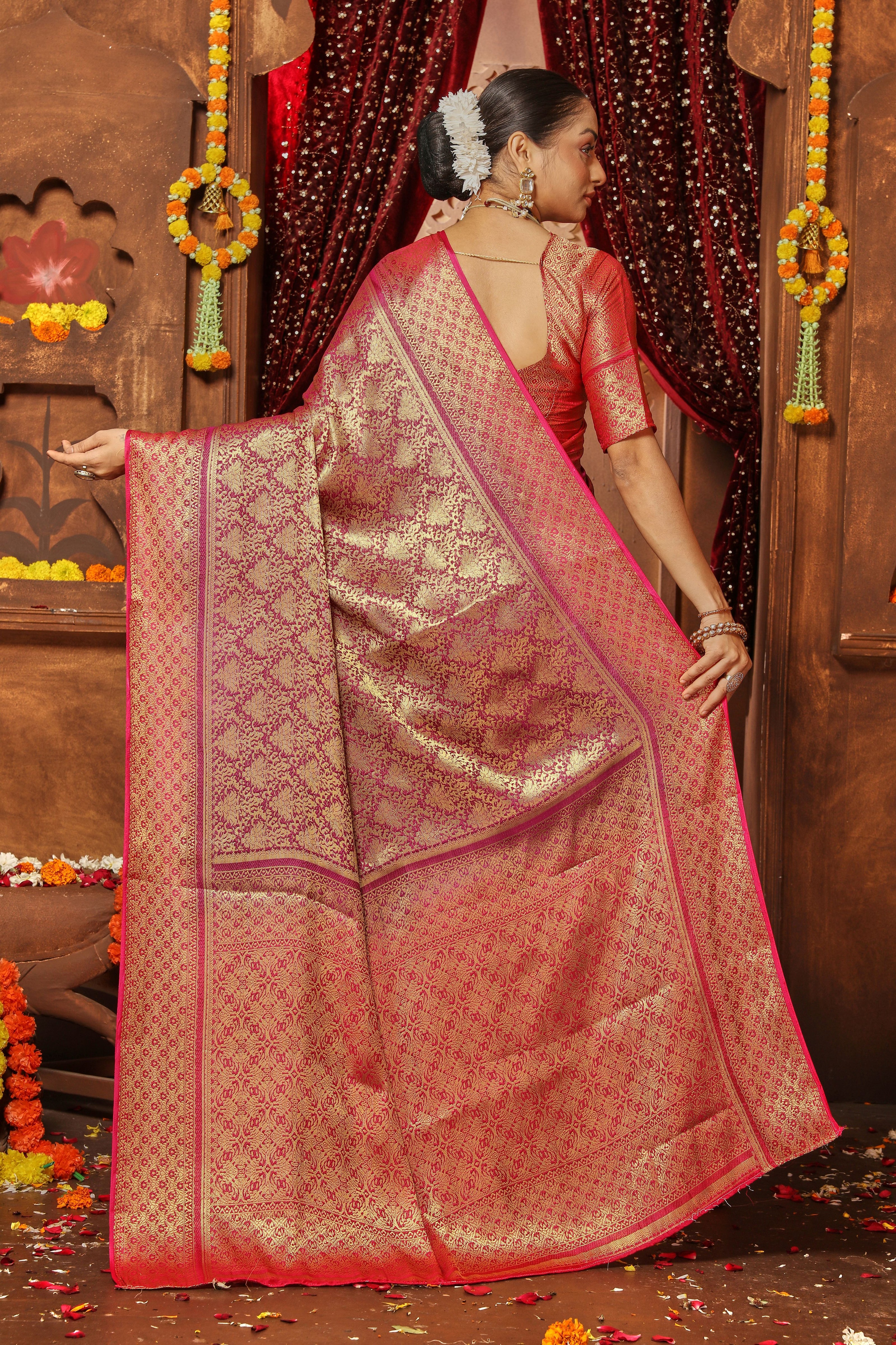 Fashion-Forward Designer Sarees for Women