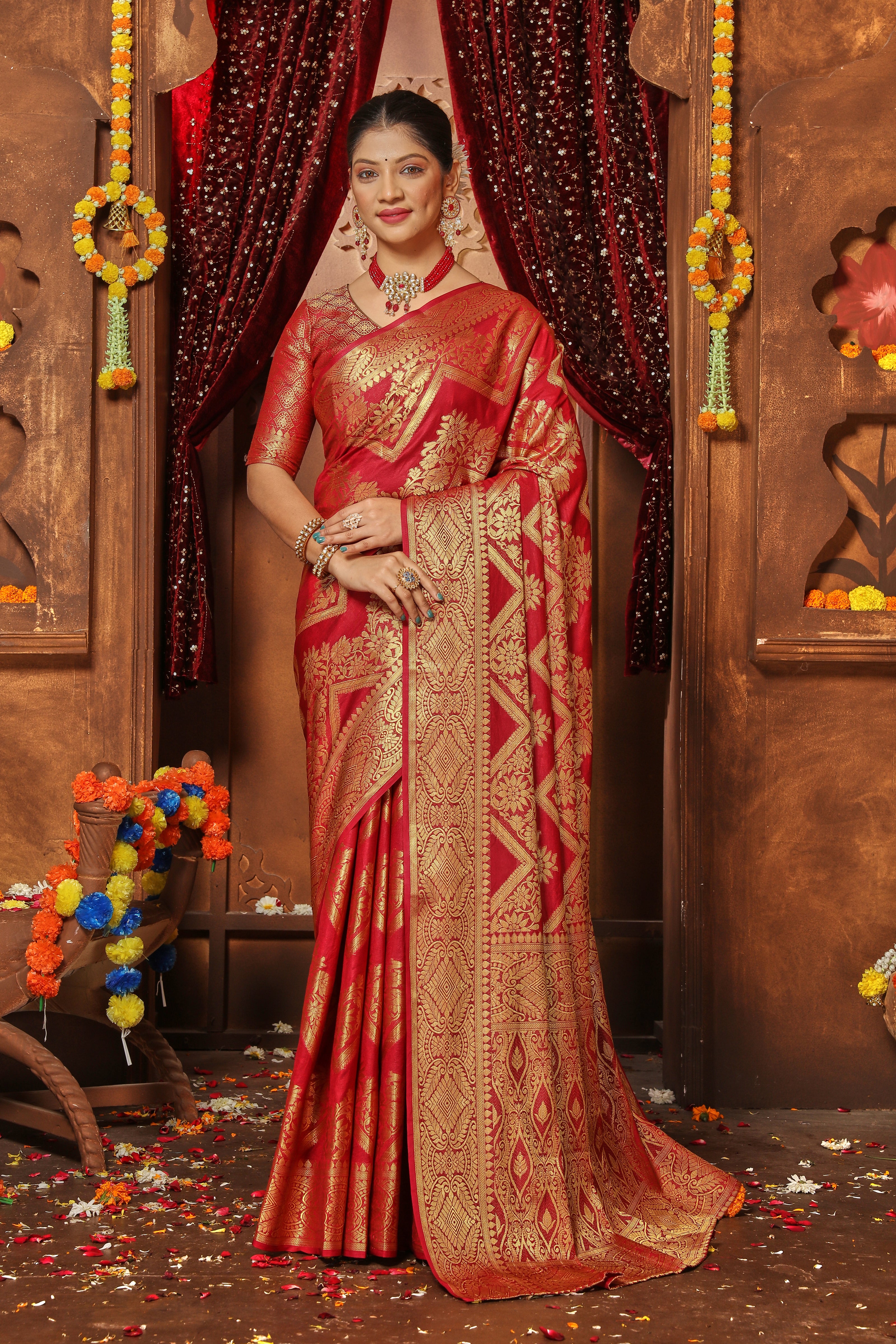 Premium Designer Sarees – Elegant & Ethnic