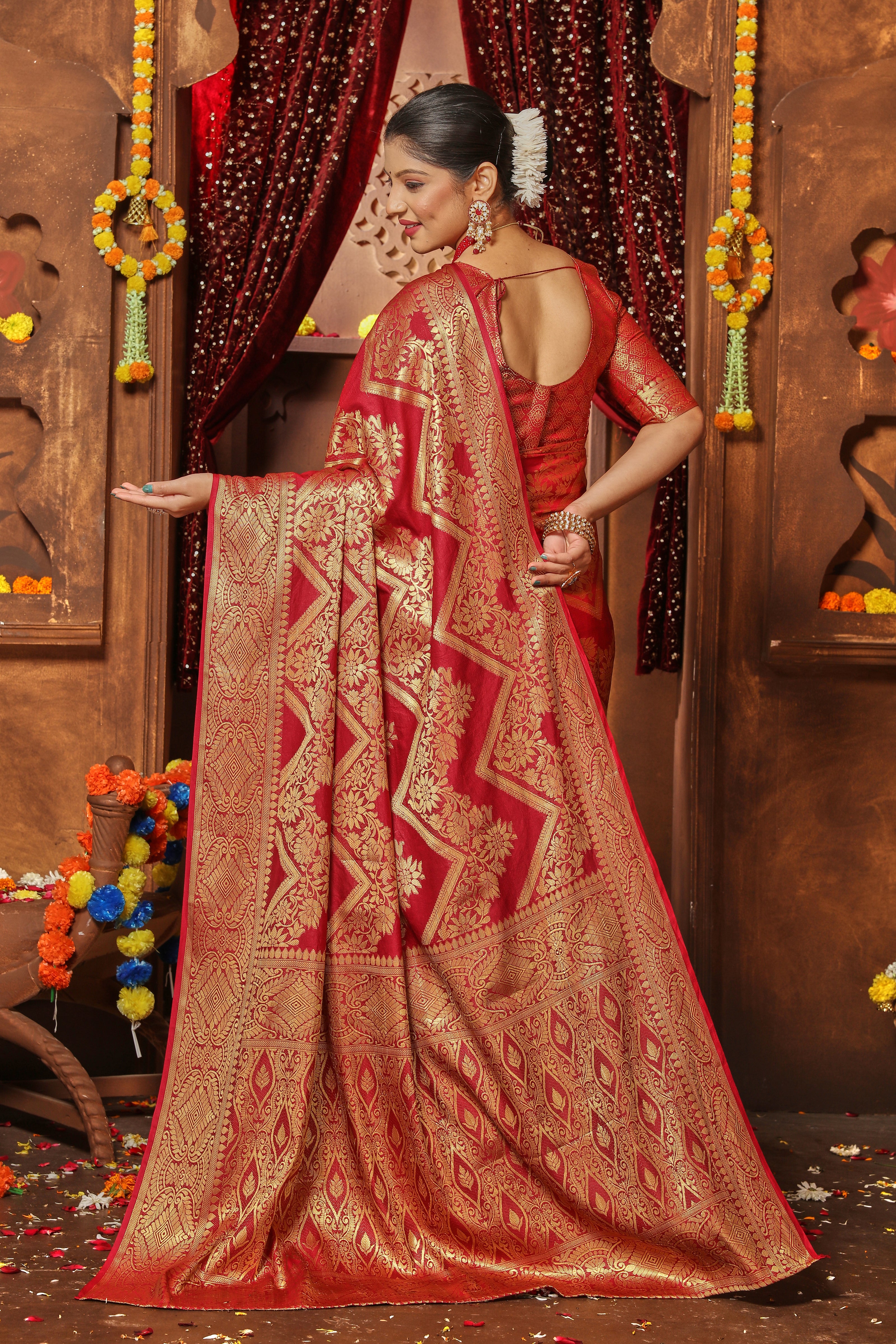 Premium Designer Sarees – Elegant & Ethnic