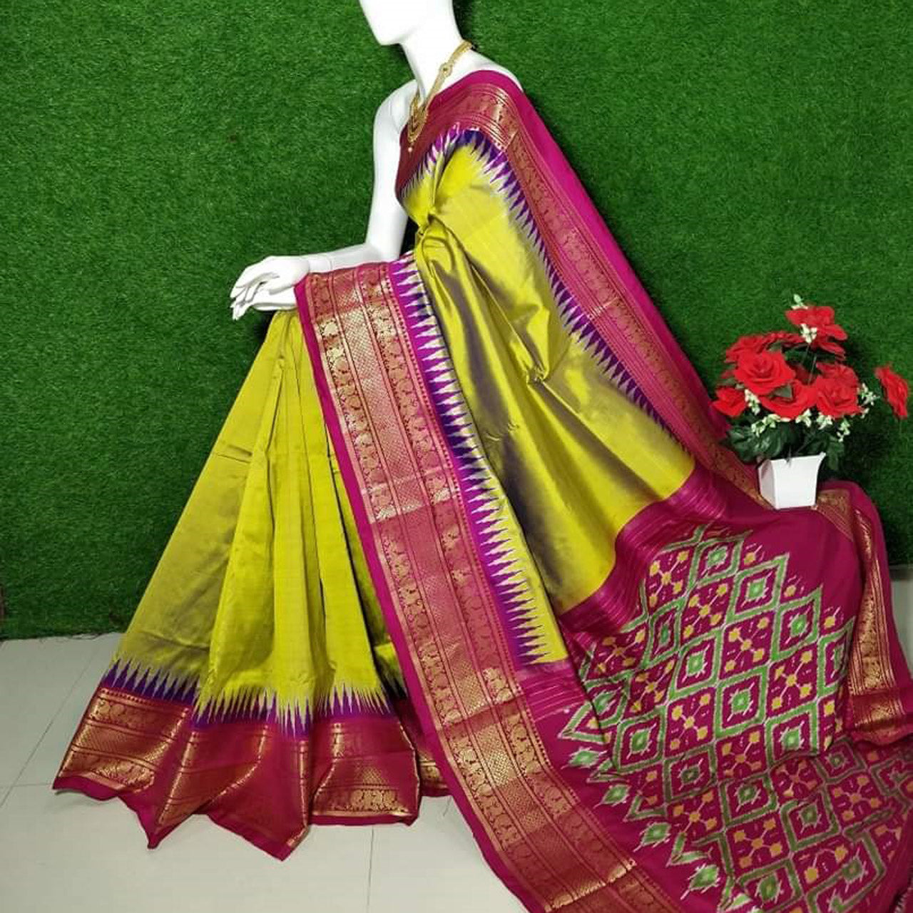 Mehendi Green Serenity Plain Printed Silk Saree With Kanchi Border And Patola Touch