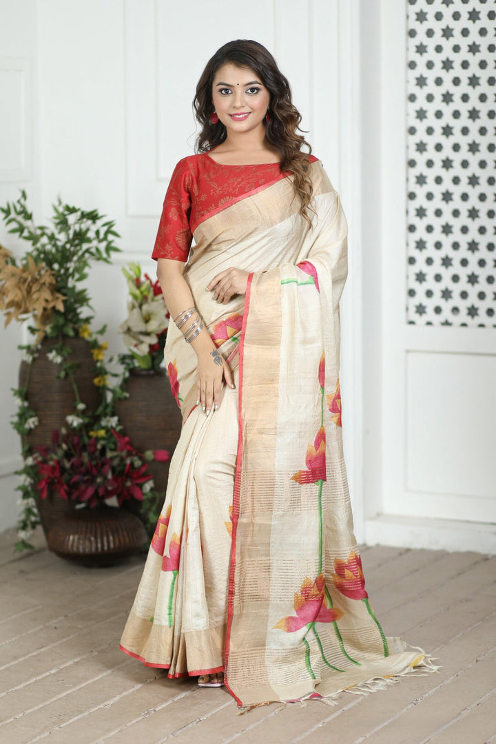Beige Tussar Silk Floral Kalamkari Hand Painted Saree With Unstitched Blouse Piece
