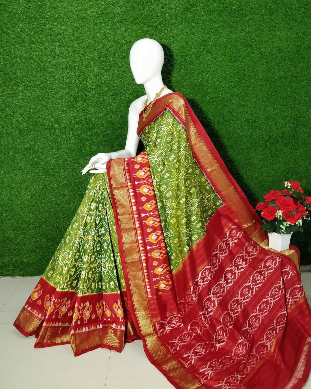 Classic Pochampalli Design Digital Print Soft Silk Saree With Contrast Blouse