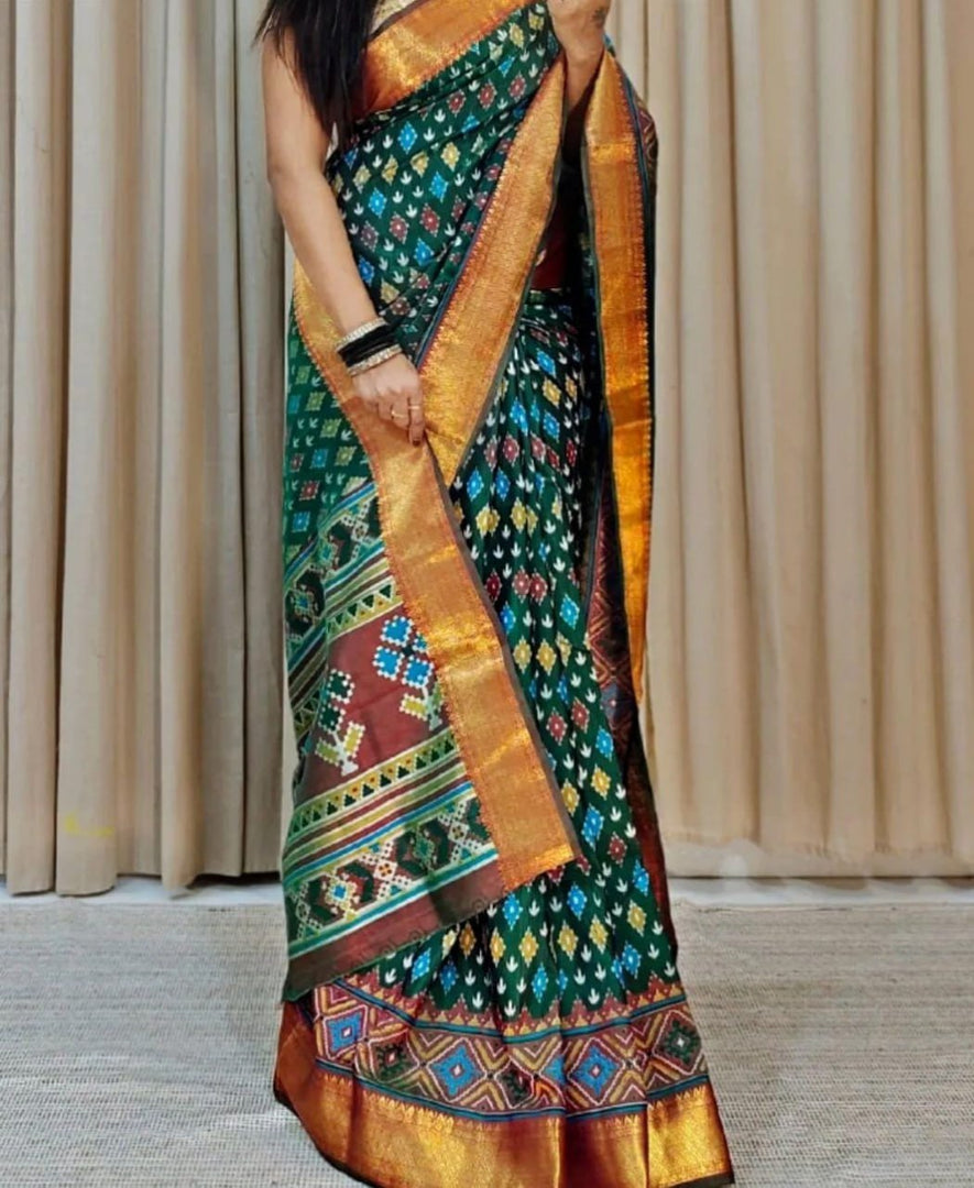 Stylish Green Viscose Silk Saree With Contemporary Tarpan Digital Designs