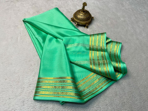 Alluring Green Handwoven Pure Soft Mysore Silk Saree With Zari Detailing