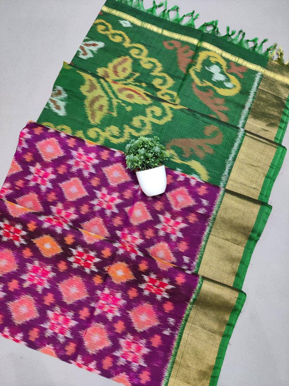 Make Your Statement in Ikkat Handloom silk Saree
