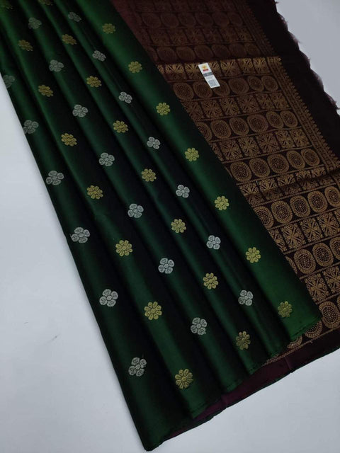 Timeless Deep Green Premium Silk Saree With Classic Weaving Detail