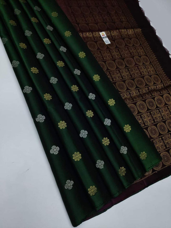 Timeless Deep Green Premium Silk Saree With Classic Weaving Detail