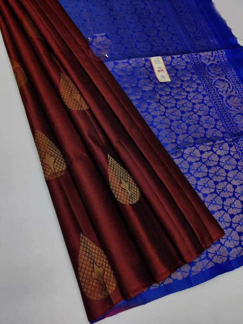 Festive Wear Maroon Silk Saree Premium Weaving Patterns