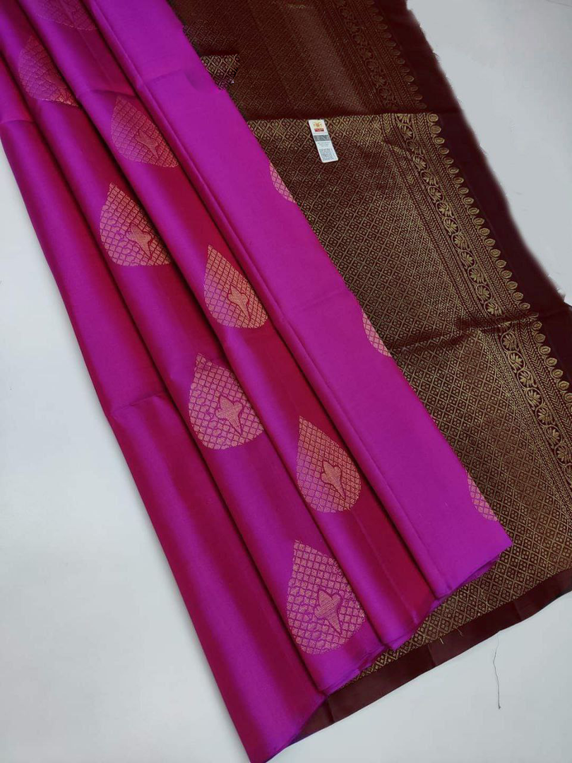 Classic Pink Premium Quality Saree In Soft Silk With Weaving Work