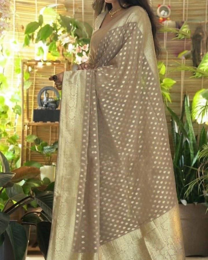 Stylish Golden Georgette Silk Handloom Weave Saree In Pure Fabric