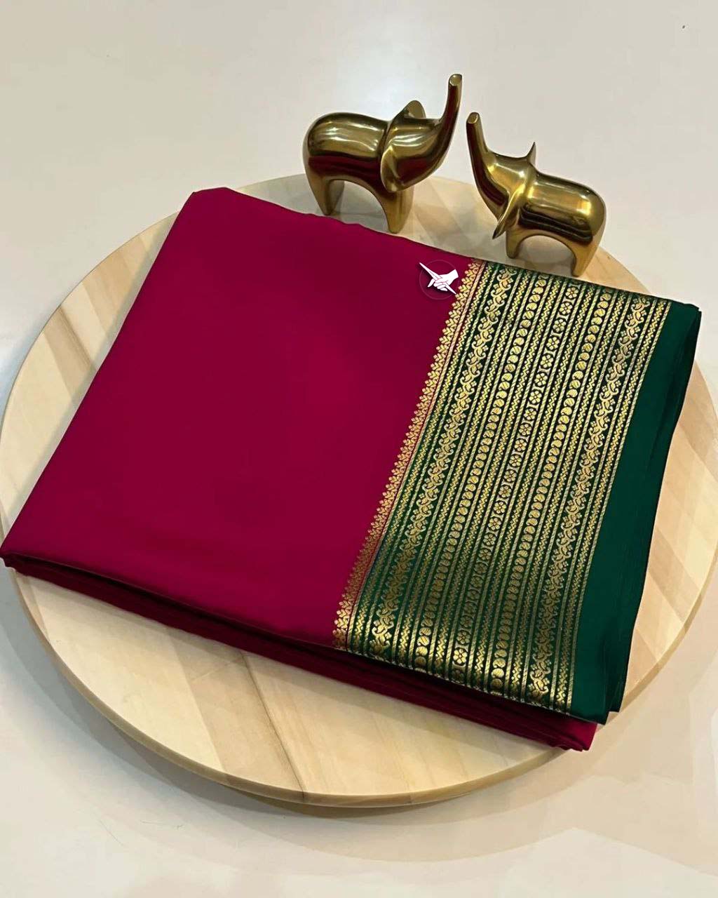 Exclusive  Zari Border Red nd Green  Colour Plain Mysore Silk Saree.
