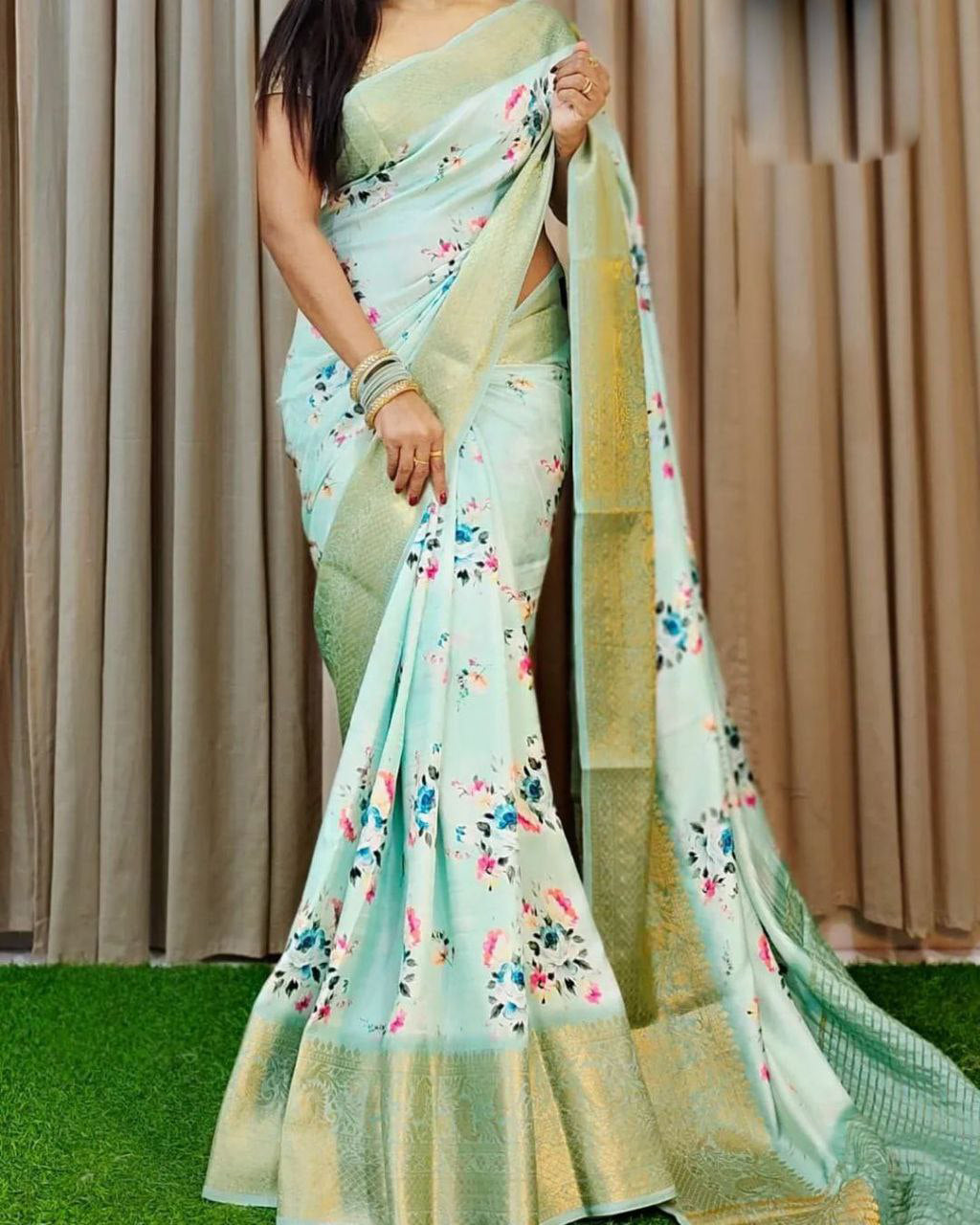 Flower Printed Handloom Soft Silk Saree