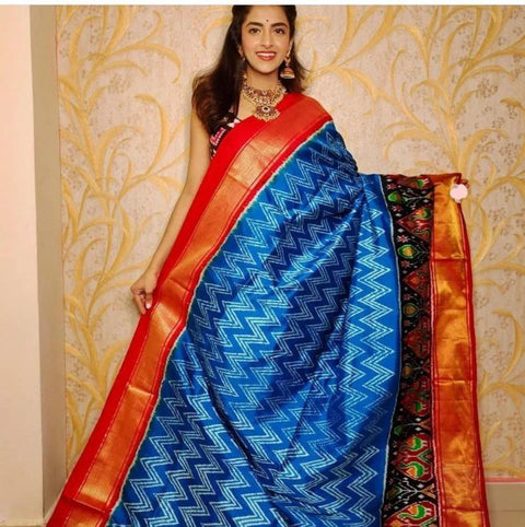 Vibrant Handloom Soft Silk Saree With Stylish Digital Ikkat Prints
