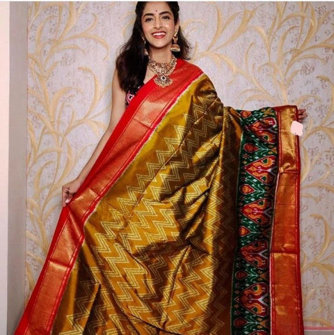 Designer Handloom Soft Silk Saree With Artistic Digital Ikkat Patterns